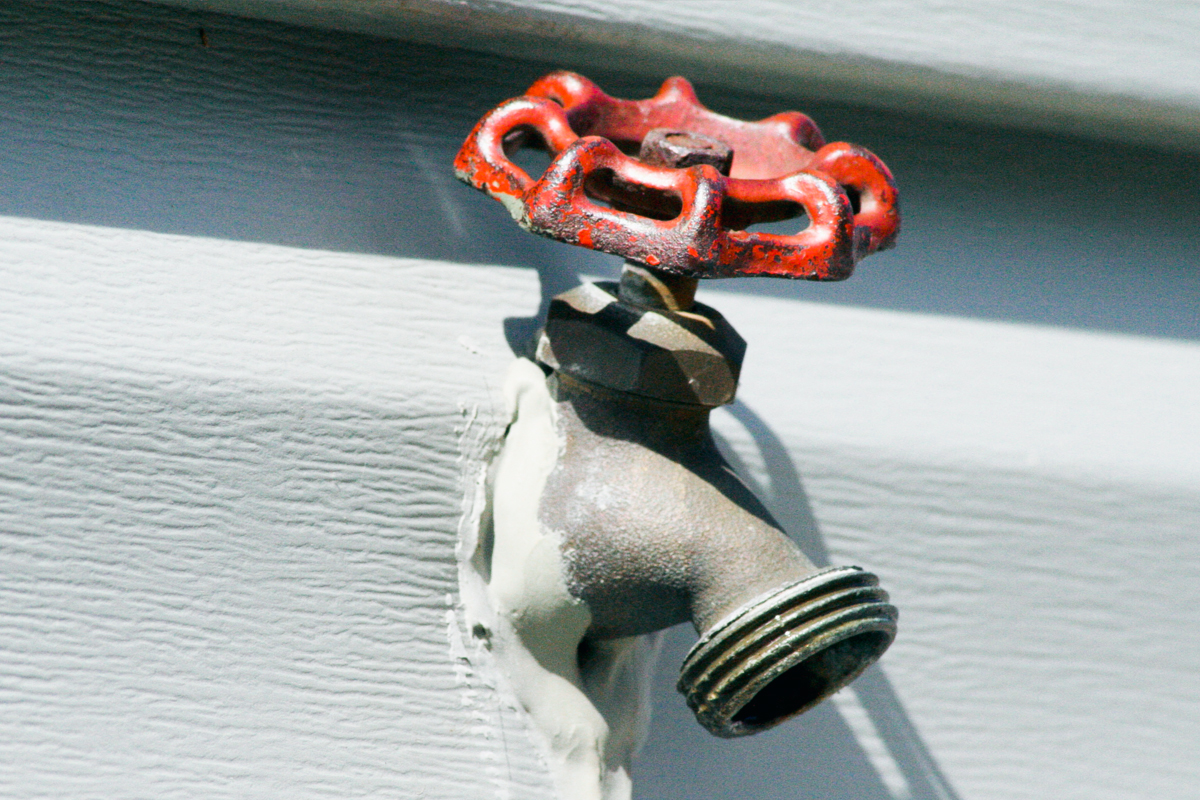 How To Winterize Your Exterior Faucets