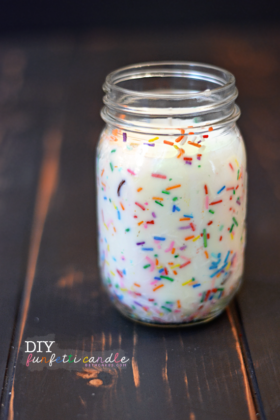 How to make 464 sprinkle candles with sprinkles decoration to the side of  the jar. Easy project 