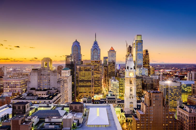 Philadelphia, Pennsylvania, USA downtown skyline