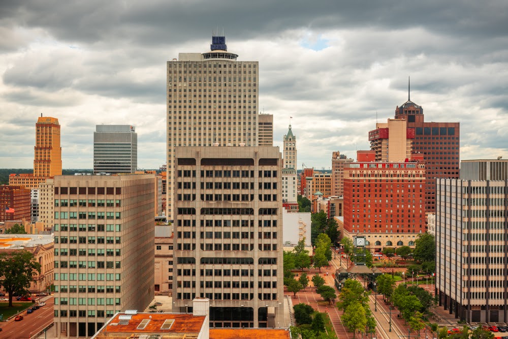 Memphis, Tennessee, USA downtown city skyline.