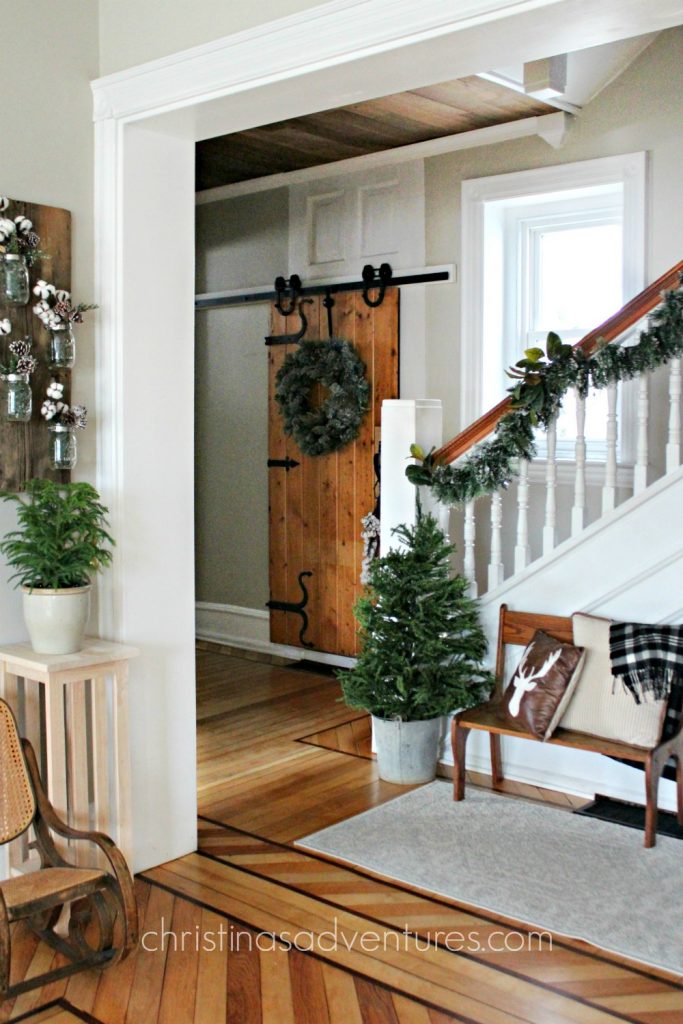 transition from Christmas to winter decor